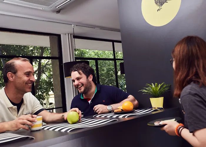 Free s BarcelonaHostel